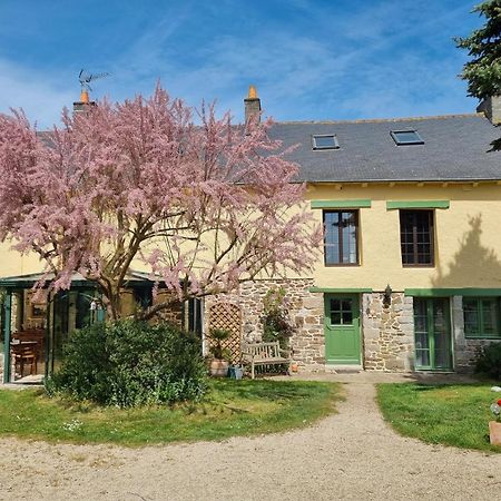 Les Berges De La Planchette Bed and Breakfast Yvignac-la-Tour Εξωτερικό φωτογραφία